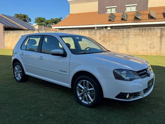 VOLKSWAGEN GOLF 2.0 MI 8V FLEX 4P TIPTRONIC VOLKSWAGEN GOLF 2.0 MI 8V FLEX 4P TIPTRONIC